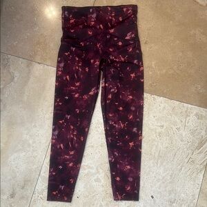 Spanx Print Booty Boost Cropped Leggings Size Small